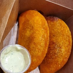 Sabor De Los Andes - Beef and rice empanadas for $8.50