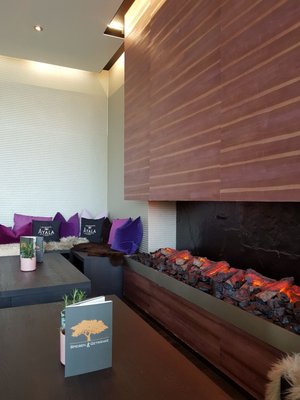 Schwitzer’s Brasserie & Lounge by null