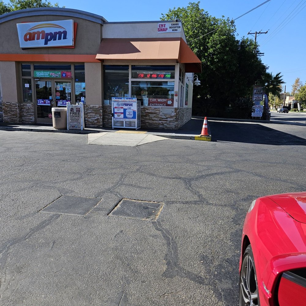 ampm - Arco gas station - Convenience Stores Near Me - Reseda, California