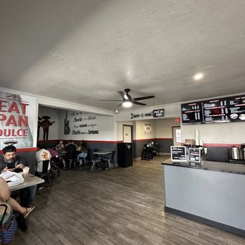 Mariachi Bakery - Seating area inside - Bakeries Near Me - Norwalk, California Mariachi Bakery - Seating area inside - Bakeries Near Me - Norwalk, California