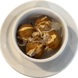 Simple Noodle - Takoyaki (Fried octopus ball)