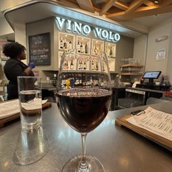 Vino Volo - Terminal 2