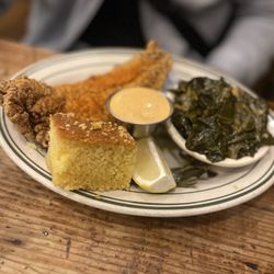 Peaches HotHouse - Spicy Fried Catfish