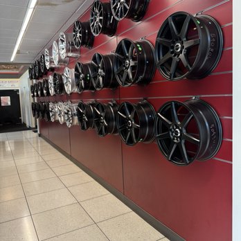 Les Schwab Tire Center - 7/2025 - Auto Repair Near Me - Riverside, California Les Schwab Tire Center - 7/2025 - Auto Repair Near Me - Riverside, California
