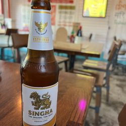 Pho MDR - 330 ml. Singha bottled Beer