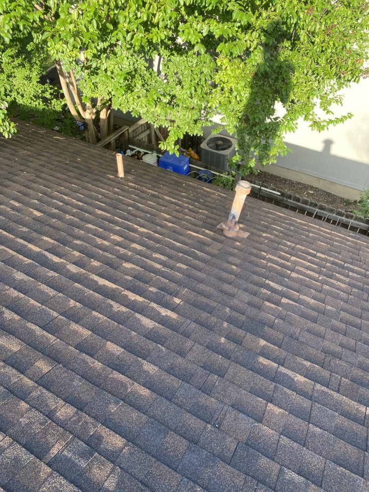 Slide of Regio's Roofing