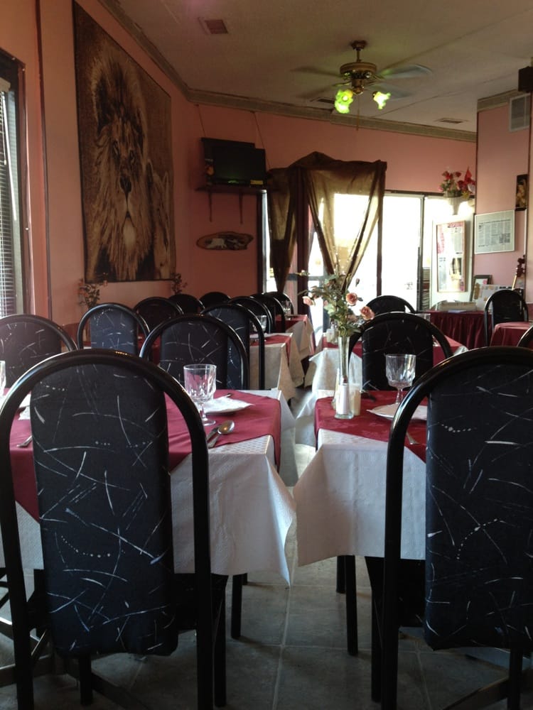 Puspa Restaurant Logo