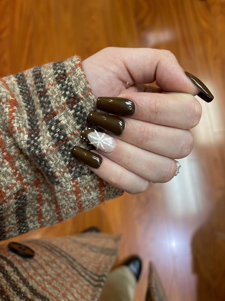 ROSE NAILS Updated October 2024 44 Photos & 15 Reviews 8300