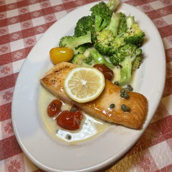 Buca di Beppo Italian Restaurant - Salmon Sorrento - Italian Near Me - Encino, California Buca di Beppo Italian Restaurant - Salmon Sorrento - Italian Near Me - Encino, California