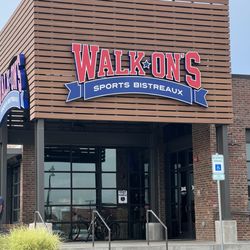 Walk-On's Sports Bistreaux - Conway Restaurant - Front of restaurant