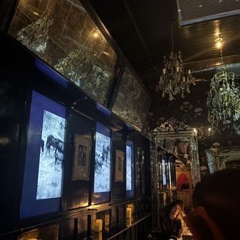 Cowboys and Poodles - Interior - Cocktail Bars Near Me - Costa Mesa, California Cowboys and Poodles - Interior - Cocktail Bars Near Me - Costa Mesa, California