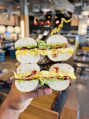 Everything Bagels by null