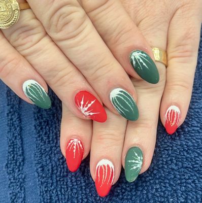 Holiday Nails - Step into a festive oasis at Truelux Nail Salon, where holiday nail magic comes to life. Our skilled technicians blend creativity and precision to craft stunning designs, from timeless classics to modern trends. Immerse yourself in the cozy ambiance, sip on a warm beverage, and let our friendly staff pamper you.
Choose from elegant red and gold, whimsical winter themes, or trendy nail art—all using high-quality products for lasting beauty. Experience the joy of the season with flawless, festive nails at Truelux. Book your appointment for a touch of holiday glamour. Holiday Nails - Step into a festive oasis at Truelux Nail Salon, where holiday nail magic comes to life. Our skilled technicians blend creativity and precision to craft stunning designs, from timeless classics to modern trends. Immerse yourself in the cozy ambiance, sip on a warm beverage, and let our friendly staff pamper you.
Choose from elegant red and gold, whimsical winter themes, or trendy nail art—all using high-quality products for lasting beauty. Experience the joy of the season with flawless, festive nails at Truelux. Book your appointment for a touch of holiday glamour.