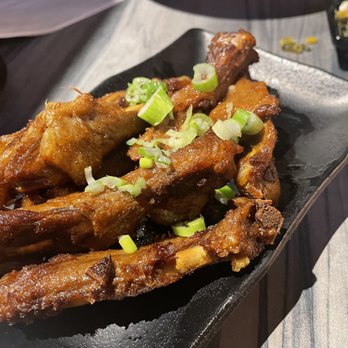 19 GOLD - Taiwanese Style Braised Duck Wings - Taiwanese Near Me - Seattle, Washington