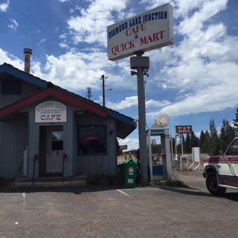 Diamond Lake Junction Cafe & Quick Mart - Diners Near Me - Chemult, Oregon
