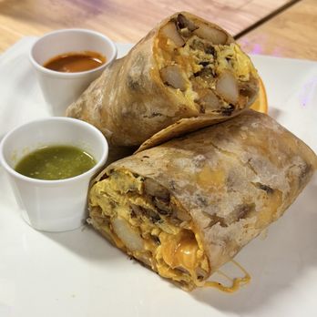 Mimosas Brunch & Bubbles - Sausage Breakfast Burrito - Breakfast & Brunch Near Me - Campbell, California Mimosas Brunch & Bubbles - Sausage Breakfast Burrito - Breakfast & Brunch Near Me - Campbell, California