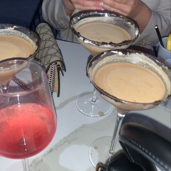 Lavelle - Lavelle Strawberry rosé and Ciroc Coconut cookie espresso martini - Lounges Near Me - Toronto, Ontario