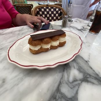Le Diplomate - Profiteroles - Brasseries Near Me - Washington, DC, District of Columbia
