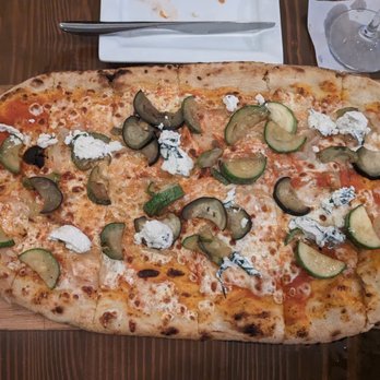 Pan di Bacco - Veggie Pizza ($20, large) - Italian Near Me - Cabo San Lucas, BCS Pan di Bacco - Veggie Pizza ($20, large) - Italian Near Me - Cabo San Lucas, BCS