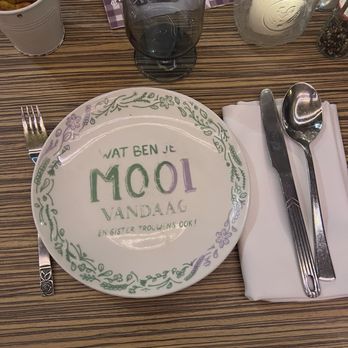 Moeders - Place setting - Modern European Near Me - Amsterdam, New Hampshire