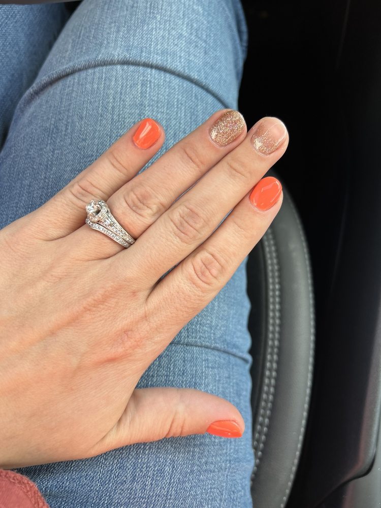 VARNISHED NAILS Updated March 2024 15 Photos & 26 Reviews 132 Grey St, East Aurora, New