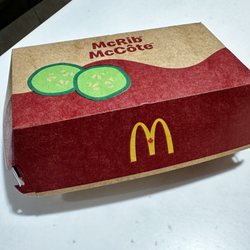 McDonald's - BOOM! MCRIB!!!!!