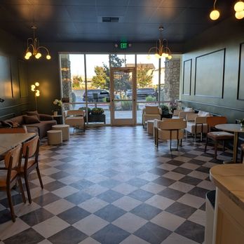 Juneberry Tea Lounge - Seating area - Bubble Tea Near Me - Rancho Cordova, California
