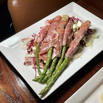 Wood n Tap - Asparagus Caprese - Bars Near Me - Hamden, Connecticut Wood n Tap - Asparagus Caprese - Bars Near Me - Hamden, Connecticut