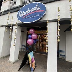 Peterbrooke Chocolatier Julington Creek - Curb appeal