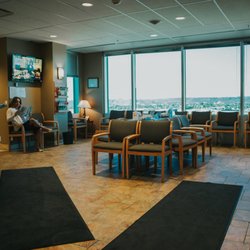 Mayfair Diagnostics Castleridge - Mayfair Diagnostics Crowfoot waiting room