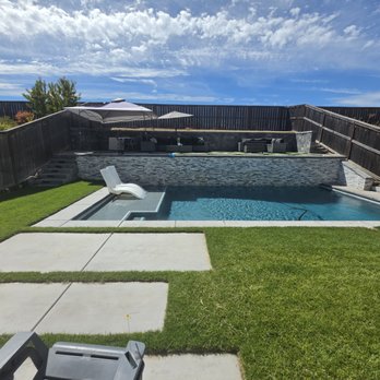 Premier Pool Service - Pool Cleaners Near Me Premier Pool Service - Pool Cleaners Near Me