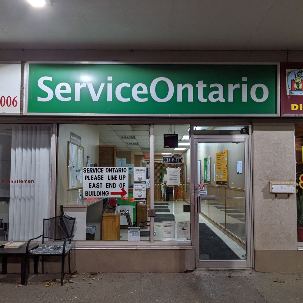 Service Ontario - Storefront at night - Public Services & Government Near Me - Markham, Ontario