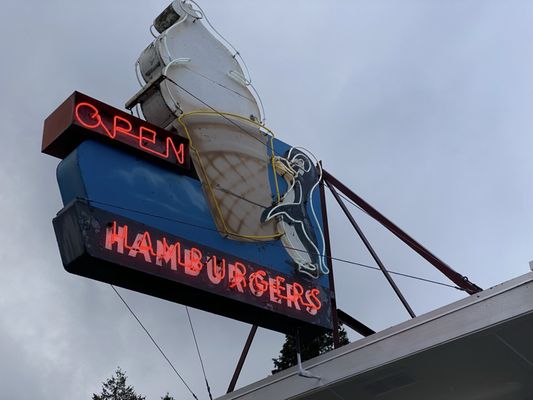 Eastwind Drive-In by null