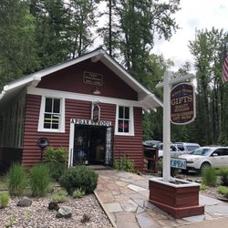 Schoolhouse Gifts