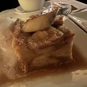 Flight Restaurant and Wine Bar - BANANAS FOSTER BREAD PUDDING - Wine Bars Near Me - Memphis, Tennessee Flight Restaurant and Wine Bar - BANANAS FOSTER BREAD PUDDING - Wine Bars Near Me - Memphis, Tennessee