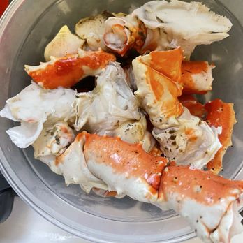 General Seafood - One of the bags of King Crab Legs after rinsing really well. - Seafood Markets Near Me - Gardena, California General Seafood - One of the bags of King Crab Legs after rinsing really well. - Seafood Markets Near Me - Gardena, California