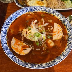 Lee's Noodle House - Bun Bo Hue