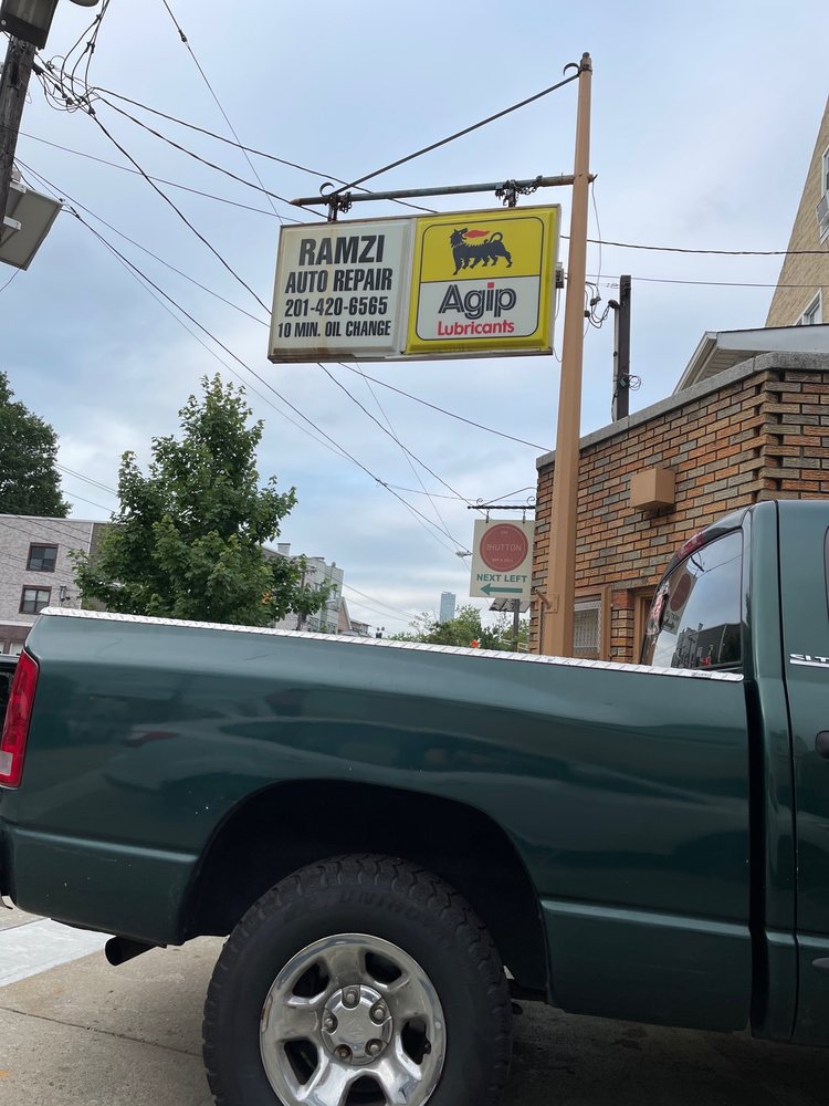 RAMZI AUTO REPAIR Updated July 2024 23 Reviews 3375 John F