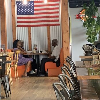 Untoasted - Seating area - Breakfast & Brunch Near Me - Hallandale Beach, Florida Untoasted - Seating area - Breakfast & Brunch Near Me - Hallandale Beach, Florida