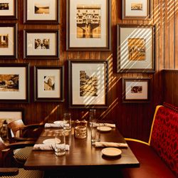 Wayne Hotel - Rosalie Bar & Restaurant