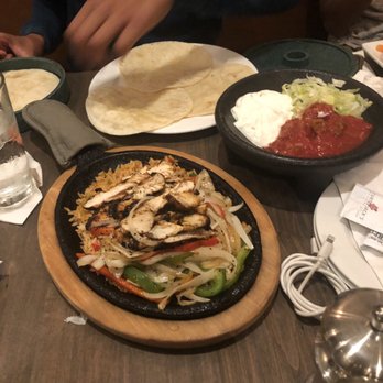 Turtle Jack's - Chicken fajitas - Sports Bars Near Me - Etobicoke, Ontario