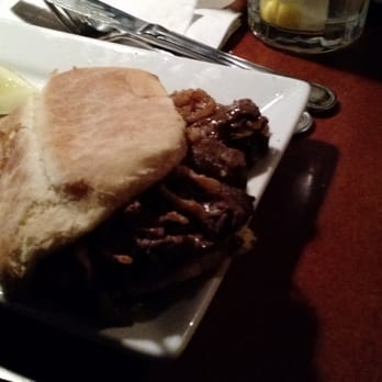Kelseys Original Roadhouse - Messy Beef Sandwich - Comfort Food Near Me - Brampton, Ontario