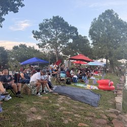 Smith Ranch - Lakeside relaxing waiting on fireworks
