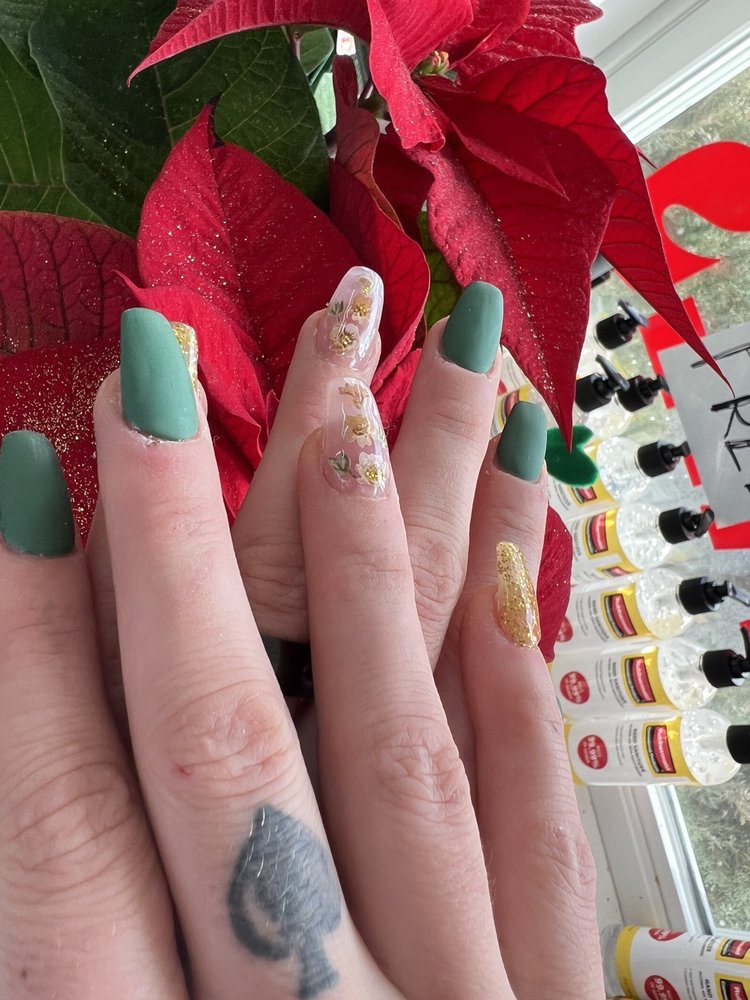 LISA’S WAX AND NAILS 13 Photos 3243 Columbia Ave, Lancaster