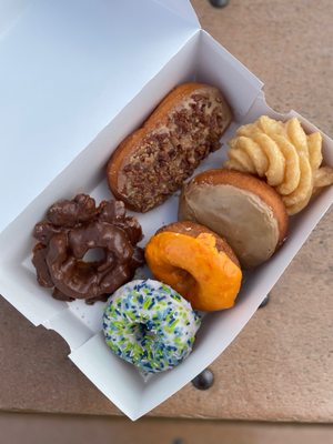 Family Donut Shop by null
