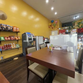 Dang Pho - the inside of a fast food restaurant - Convenience Stores Near Me - North York, Ontario
