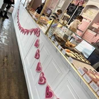 Kelsey Elizabeth Cakes - Inside the bakery - Bakeries Near Me - Rocky River, Ohio Kelsey Elizabeth Cakes - Inside the bakery - Bakeries Near Me - Rocky River, Ohio