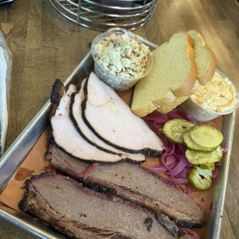 Bain Barbecue - 2meats: smoked Turkey Breast & brisket - Barbeque Near Me - Memphis, Tennessee