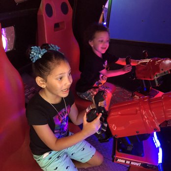 Celebration Station - Cupcake and Izzy gaming - Mini Golf Near Me - Mesquite, Texas