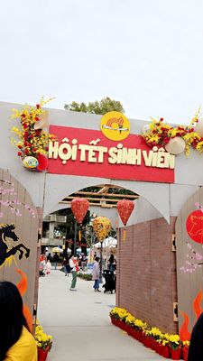 Golden West College by null